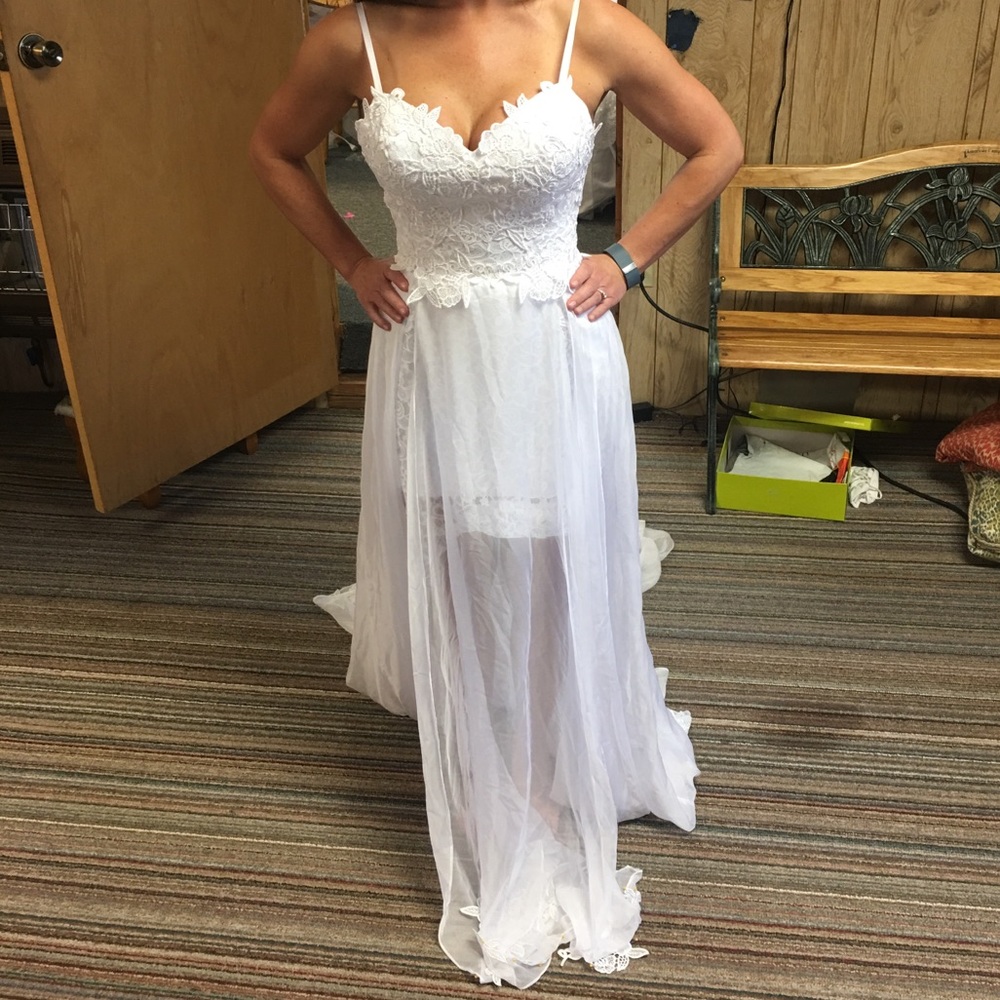 The perfect beach wedding dress! Never worn!